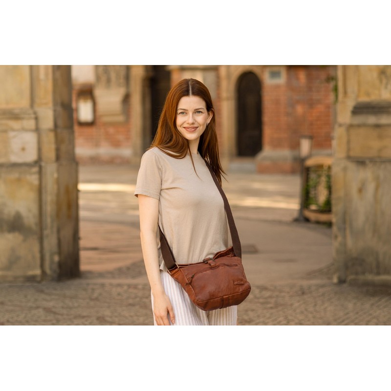 Gusti Auna Leather Shoulder Bag Brown Leather, brown