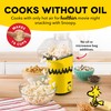 Peanuts x Dash Fresh Pop Popcorn Maker