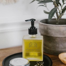 Lavender Body Oil Body Care Moisturizing Cosmetic Scented Comfort Gentle