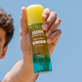ISDIN Fotoprotector hydrolotion spf 50, protector solar corporal bifasico que protege y detoxifica la piel, hidratante y efecto refrescante, 200ml