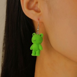 Sttiafay Vintage Large Frog Dangle Earrings Cute Green Frog Earrings Funky Animal Drop Earring Statement Cartoon Earring Jewelry for Women