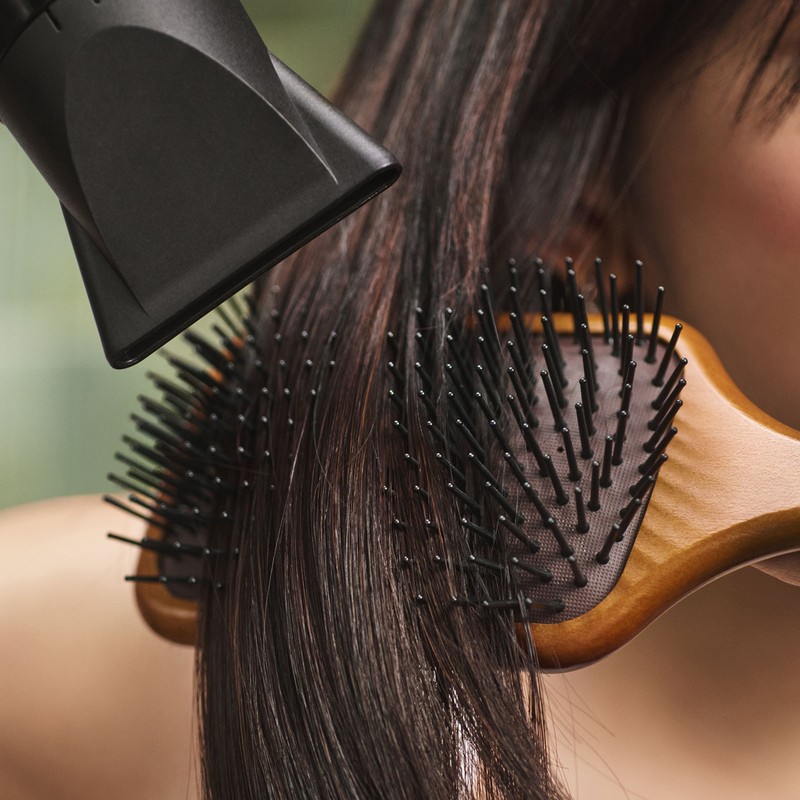 Aveda Limited Edition Holiday Exclusive Product Design: Mini Paddle Brush