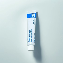 Konapidil Finishing Lotion Digestive Cream 20g (SPF50+) Konapidil Finishing Lotion Digestive Cream 20g / 코나피딜 피니쉬로션 소화기크림 20g(SPF50+) 코나피딜 피니쉬로션 소화기크림 20g