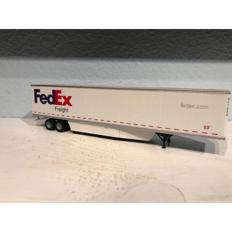 1:64 Trailer Skirts for 53' Aerodynamic Semi Side Skirts detail