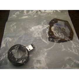 OMC NEW  OMC OEM EVINRUDE JOHNSON CARBURETOR KIT 382046