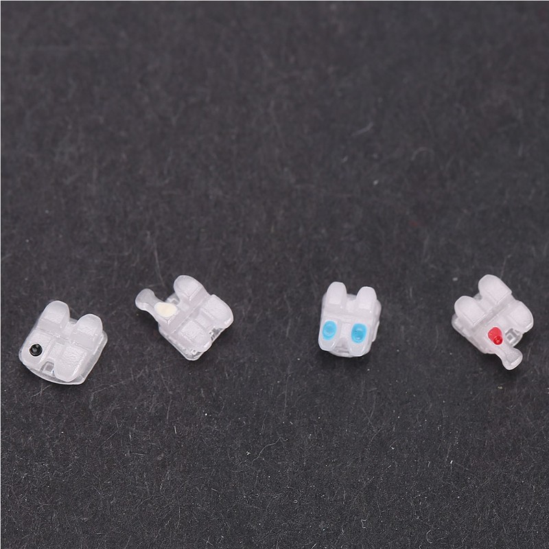 Dental Orthodontic Tooth Ceramic Brackets 022 Slot 345 With Hooks