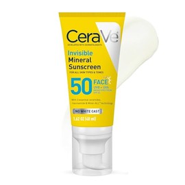 CeraVe Protector solar mineral invisible SPF 50, protector solar facial para pieles sensibles con óxido de zinc y dióxido de titanio, vitamina E + niacinamida + ceramidas, sin aceite, tamaño de viaje 1.62 onzas