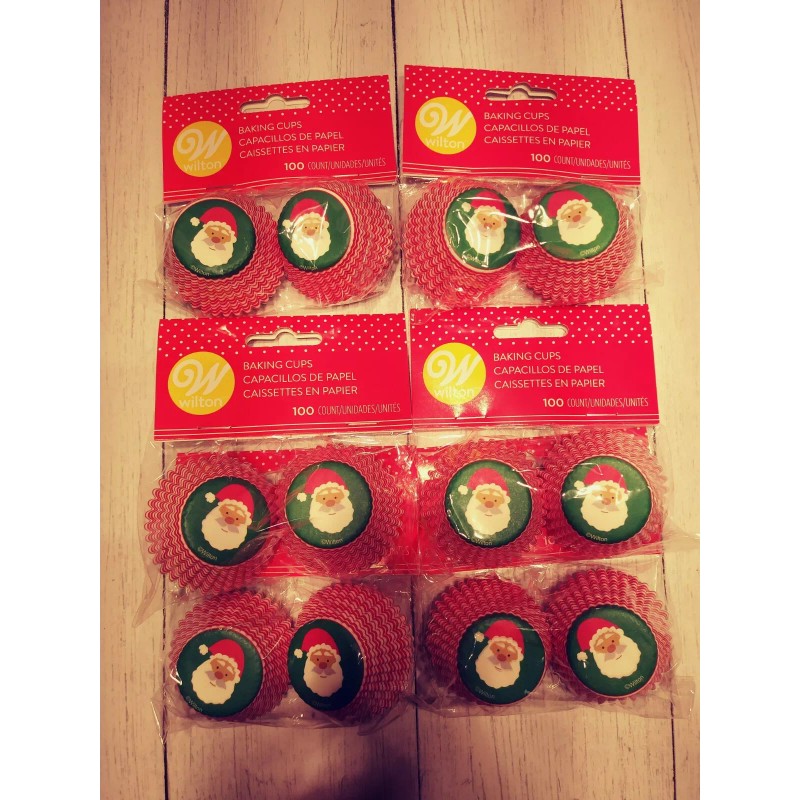 Wilton Christmas Mini Baking Cups Cupcakes/Candy