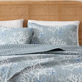 King Coastal Quilt Bedding Set, Summer Coastal Quilt with Shams, Beach 3-Piece Reversible All Season Bedspread Quilt Set. Lightweight Nautical Quilted Coverlet. Fenwick Collection, Pearl Blue