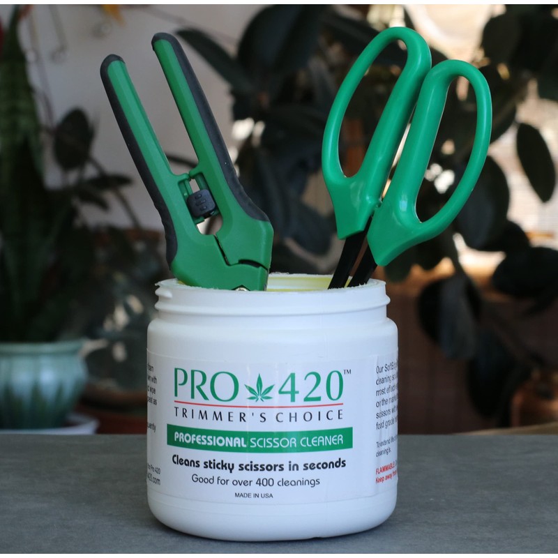 PRO 420 Sticky Scissor Cleaning Solution