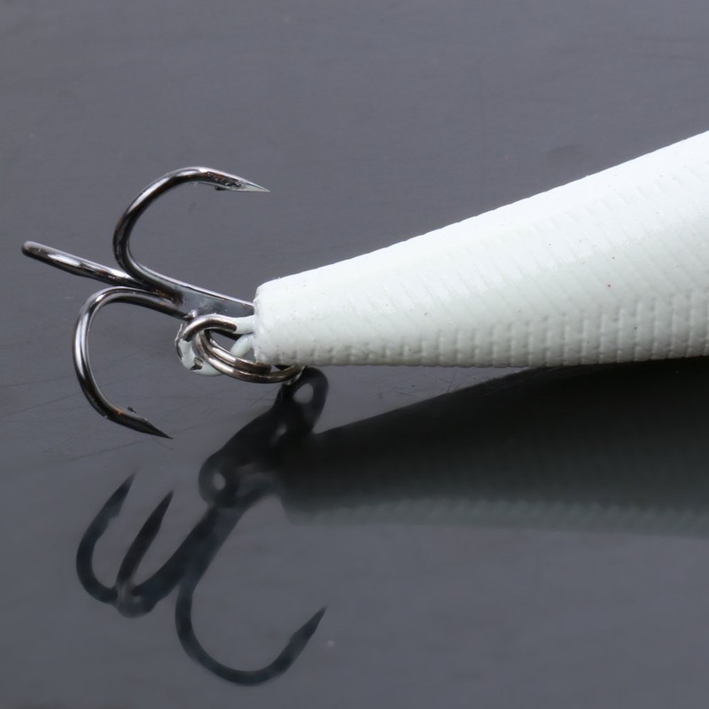 3D Minnow Luminous Fishing Lure Bass Crankbait Hooks 8.2cm 8g