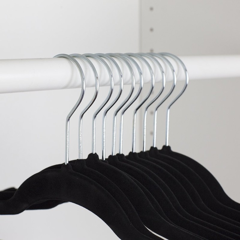 10 PACK VELVET HANGER BLACK