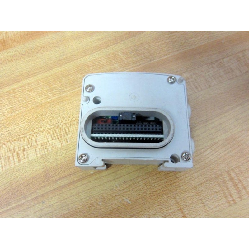 SMC EX250-IE3 24 VDC, 3 PIN, 4 INPUTS, 8 MA,