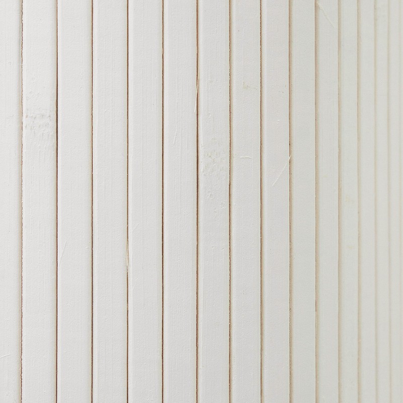 Red Lantern 2 ft. Short Bamboo Wave Screen - White