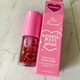 ~ TOO FACED ~ New TOO FACED Kissing Jelly Gloss Juicy Lip Oil – Raspberry – 0.15oz
