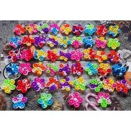 100 Packs Bluk Flowers Rainbow Mini Pop Fidget Keychain , Birthday Party Favors ，for Kids boy and Little Girl Summer Student Prize Gifts