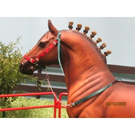 Jaapi Red & Green XMAS halter w/lead - fit Breyer/Stone drafter model horses