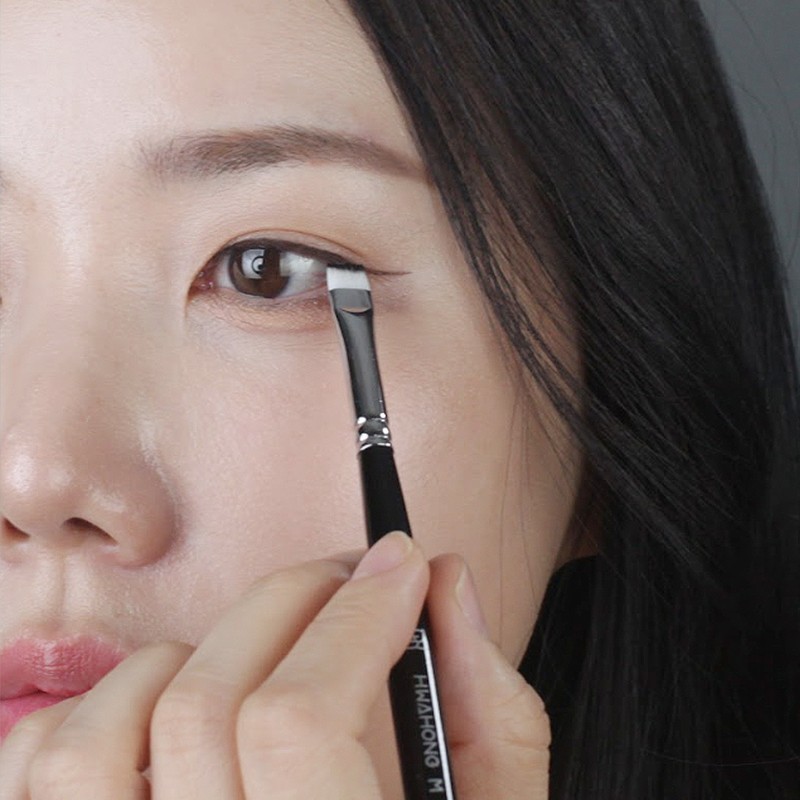 Hwahong M 263 Square Eyeliner Brush