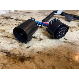 General Motors / Curt Curt / GM - Tailgate Kicker Wire Harness / Power Adaptor, # 529009 (NEW)