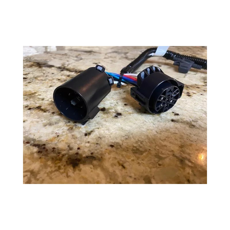 General Motors / Curt Curt / GM - Tailgate Kicker