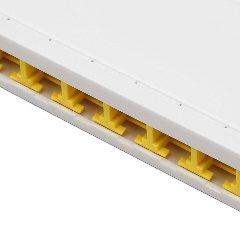 Gigabit Ethernet Switch 8 RJ45 Port Plug and Play Quiet