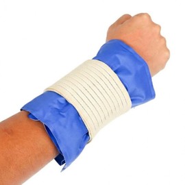 Icing on compress pack cold strap sleeve attachable compress band Hot and cold softgel-strap