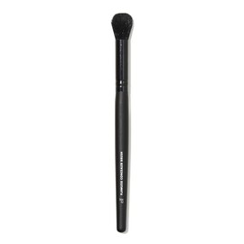 e.l.f. Cepillo corrector impecable, cepillo de forma redonda para un aspecto suave y aerógrafo, ideal para mezclar y resaltar, vegano y libre de cruel