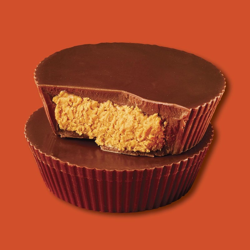 REESE'S Milk Chocolate Half-Pound Peanut Butter Cups, Candy Pack, 16