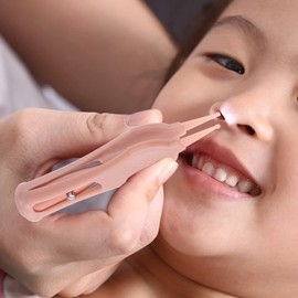 Totority Cleaning Tweezer Clip Durable Nose Ear Cleaning Tool with LED Light Lightweight for Newborns Pink Color