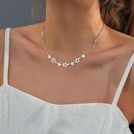 Yienate Boho Stars Choker Necklace Silver Small Stars Pendant Necklaces Hollow Stars Cluster Pendant Necklaces Chain Vintage Tassel Stars Necklace Jewellery for Women and Girls, Zinc, No Gemstone