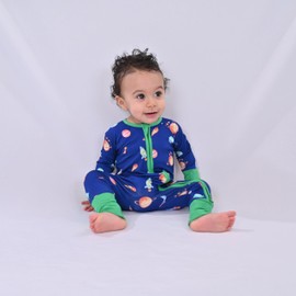 LollyBanks Baby Pajamas, 2-Way Zipper Baby Romper for Boys, 95% Viscose Made from Bamboo and 5% Spandex, Newborn Sleepers 0-3 Months (Space Print)