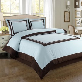 sheetsnthings Hotel 300-Thread-Count, 100-Percent Cotton King-California King 3PC Duvet Cover Set, Blue with Chocolate Trim