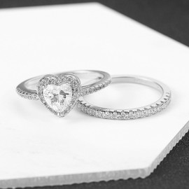 Vinoya Wedding Ring for Women Two-in-One Love Heart Cubic Zirconia Ring Set 18K White Gold Plated Engagement Band Set Bridal Promise Wedding Stackable Band Size 6