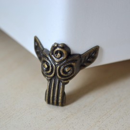 12 Pcs Vintage Bronze Wood Case Legs Decorative Jewelry Box Feet Retro Small Support Feet Antique Rose Flower Shape Corner Protector for Wood Case Storage Chest Gift Box (Length:3cm Height:3cm)