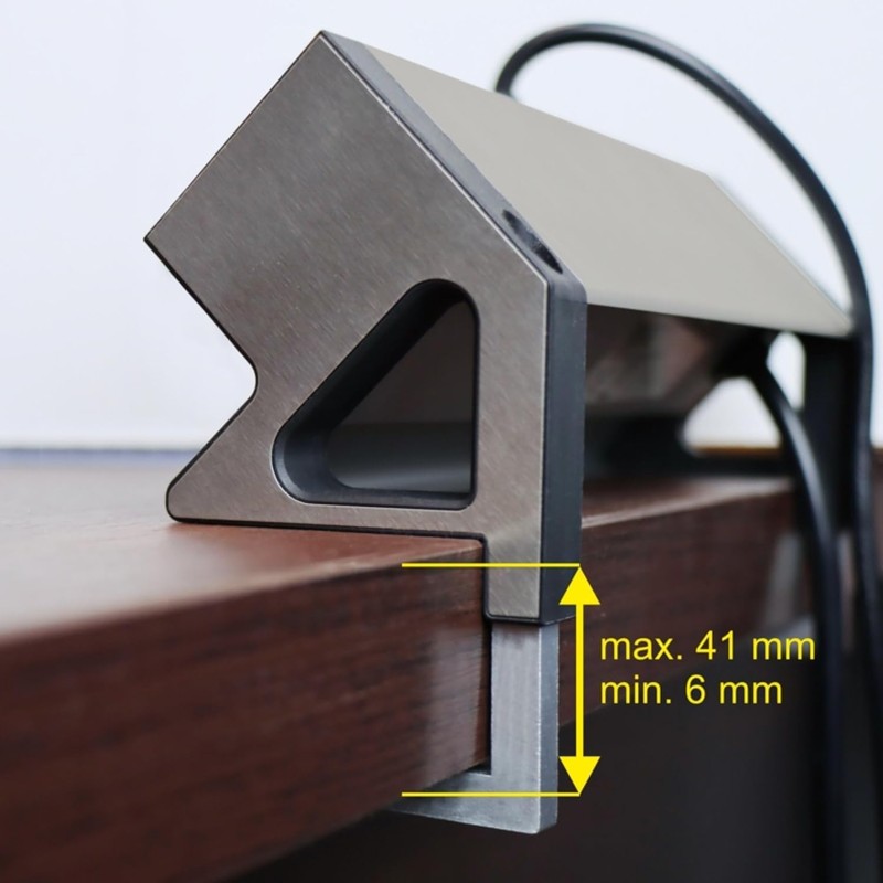 Aluminium surface-mounted socket 3-way, USB-A USB-C, clamp mounting