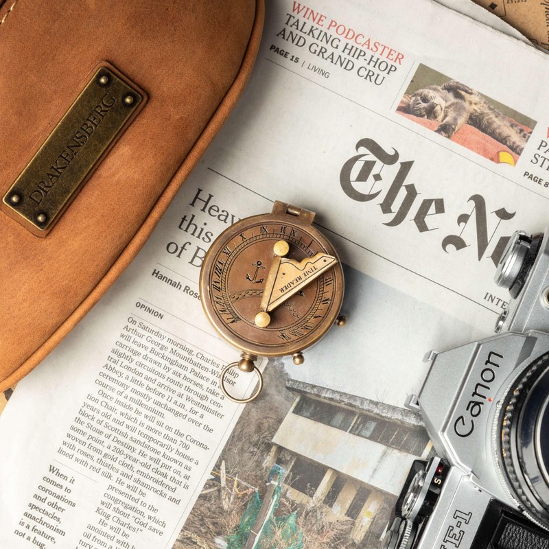 DRAKENSBERG Miles DR00050 Brass Compass with Sundial Vintage Design