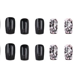 Cool Crackles Square Press on Nails Short Fake Nails French Acrylic Full Cover False Nails for Women and Girls 24PCS(Black)