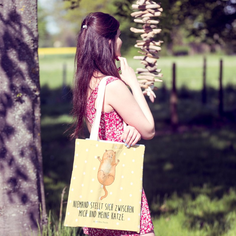Mr. & Mrs. Panda Hugging Cat Shopping Bag, yellow