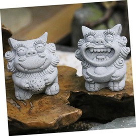 CAXUSD 2pcs Lion Statue Mini Lion Figurine Decorative Miniature Lion Model for Home Office