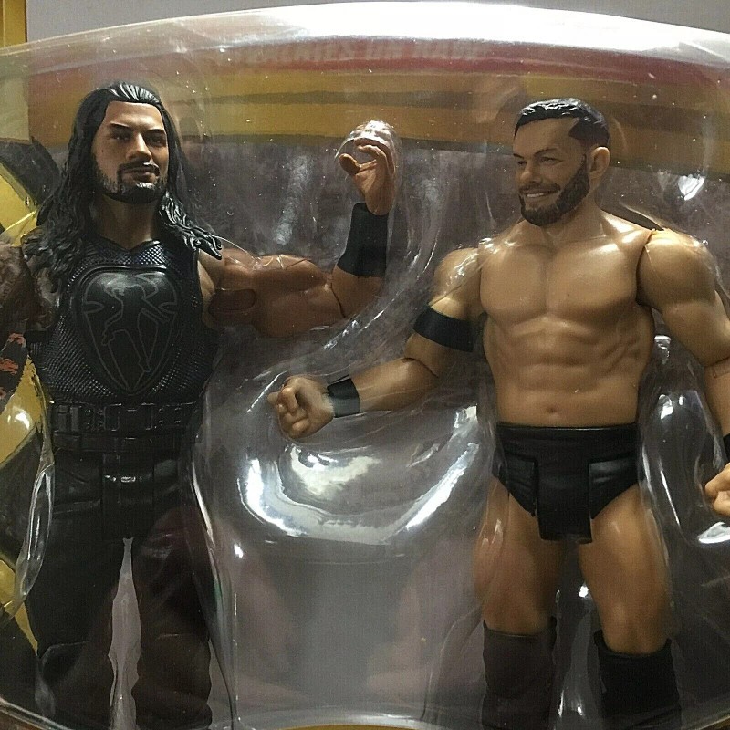 WWE 6 Inch WWE Showdown Roman Reigns vs. Finn Balor