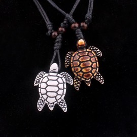 COLORFUL BLING Shark Tooth Pendant Necklaces Shark Teeth Wax Rope Necklace Summer Beach Resin Tooth Shaped Pendant Surfer Leather Necklaces for Women Men-C