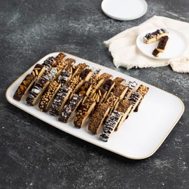 EcoQuality 18" x 11" inch Disposable Rectangular White Plastic with Gold Rim Serving Tray, China Like Party Trays, Heavy Duty Dinner Serving Plate, Platter, Weddings, Baby Showers, Catering (4)