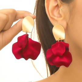 Vintage Rose Petal Dangle Earrings, Boho Acrylic Flower Earrings for Women, Aesthetic Jewelry Gifts (Red)