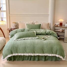 LILYPEACH 3pcs Milky Velvet French Style Ruffled Duvet Cover Set, Solid Green Autumn and Winter Bedding Set, Soft Warm and Eco-Friendly Quilt Cover, for Bedroom, Guest Room (Green, King)