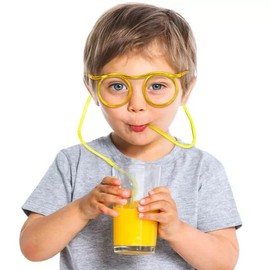 Toyseum 8 x Silly Straw Glasses, Ideal Goody Bag Fillers for Kids, Fun Party Accessories for Boys & Girls, Unique Drinking Straws, Perfect Kids Party Favours, Pack of 8 Mixed Colours