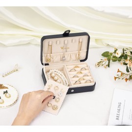 Voova Travel Jewellery Box Organiser for Women Girls, PU Leather Small Jewelry Storage Case with Smart Earrings Plate,Mini jewlerrying Display Holder for Earrings Rings Necklace Bracelets,Dark Blue