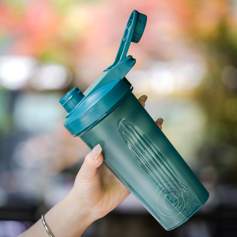 Mr. Pen- Shaker Bottles for Protein Mixes with Twist Cap,