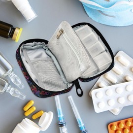 Fustylead Psychedelic Sea Turtle Pill Organizers 2 Times A Day Pill Case Bag with Zipper Portable Weekly Pill Dispensers for Vitamin Supplement