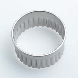 Patissiere 18 – 8 Flower 抜型 80 X H45 PP – 585 