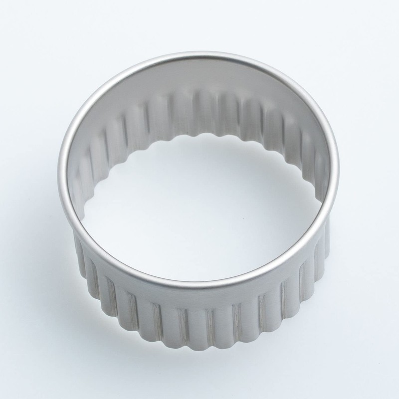 Patissiere 18 – 8 Flower 抜型 80 X H45 PP – 585 